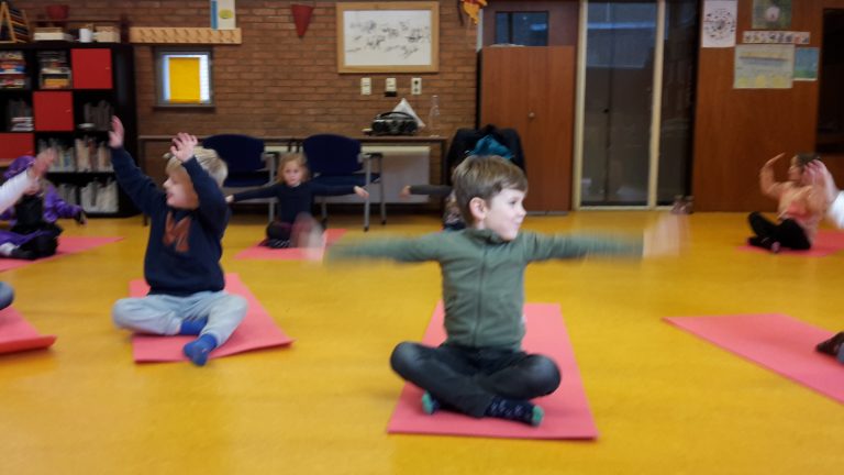 kleuter-peuter-yoga kleuter-peuter-yoga
